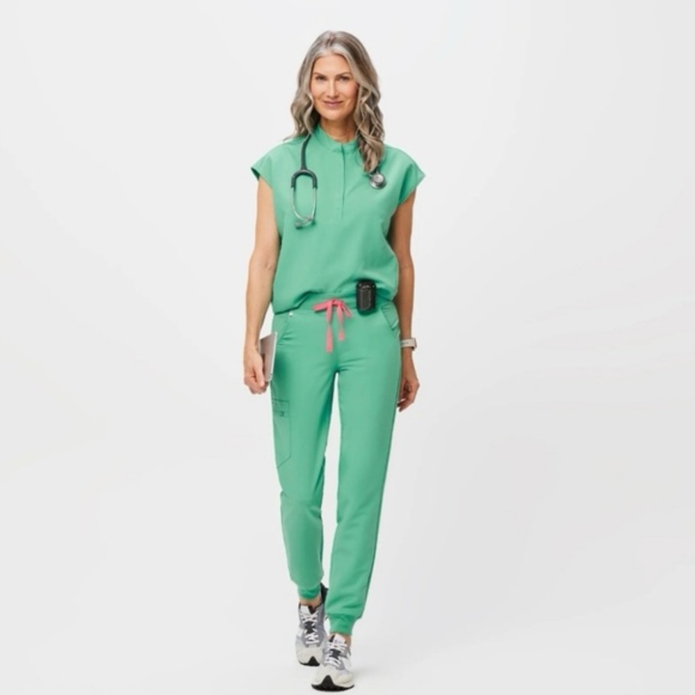 Figs Set Surgical Green Size Medium